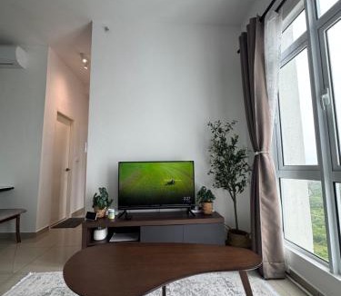 Nilai Apartment | Mesahill Premier Sky-View at Mesa Mall 2BR2BA and 1CP