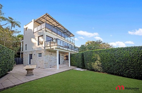 Seaforth House | MetaWise Luxe 6 Bed Ocean View Family Home in Seaforth