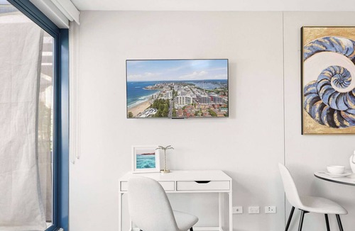 Cronulla Apartment | MetaWiseBnB Cronulla Beach Walk to Train & Shops 4