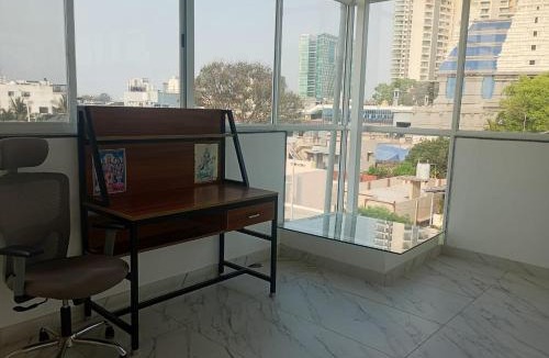 Rajajinagar Apartment | Mid of temples