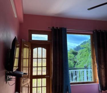 Gunehr House | Midway Guest House