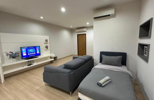 Tanjung Bungah Apartment | Minimalist Cozy Studio 118Island Plaza