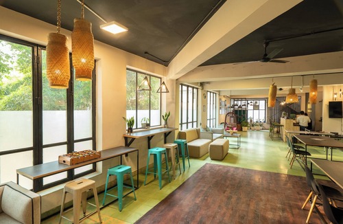 Hauz Khas Village Hotel | Minimalist One Hauz Khas VIllage