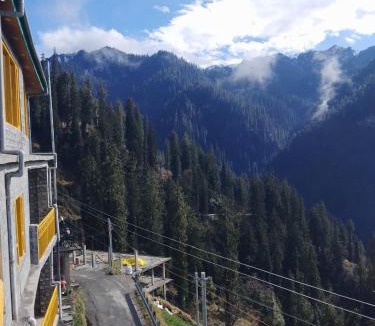Shoja Hotel | Misfits Hostel and Cafe