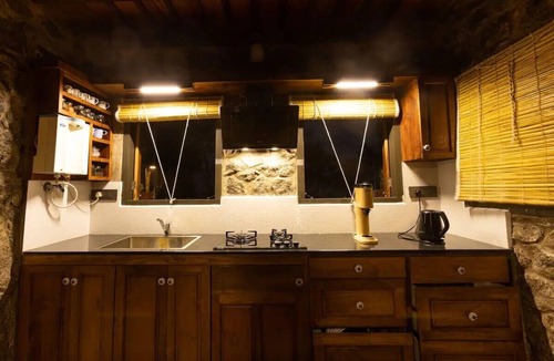 Udumbanchola Villa | Misty Hogans Hill Station Stay | Entire Stay Near Munnar | Sleeps 10