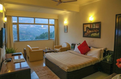 Kumarhatti Resort | Misty Meadows Resort