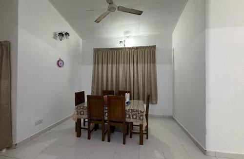 Ayer Keroh House | MITC Comfort Stay