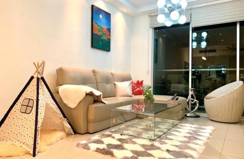 Kuala Lumpur Apartment | MITEC Publika 2Br Hot tub Sri Hartamas Mont Kiara