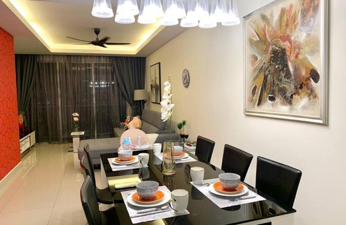 Kuala Lumpur Apartment | MITEC Publika 2Br Hot tub Sri Hartamas Mont Kiara