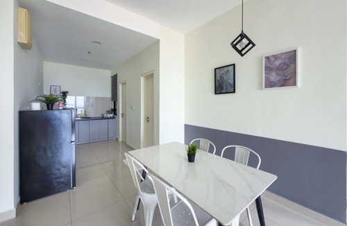 Malacca City Apartment | Modern 2BR Family Stay in Melaka City