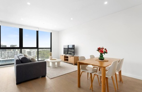 Woolooware Apartment | Modern 2BR with Balcony, Pool & Parking