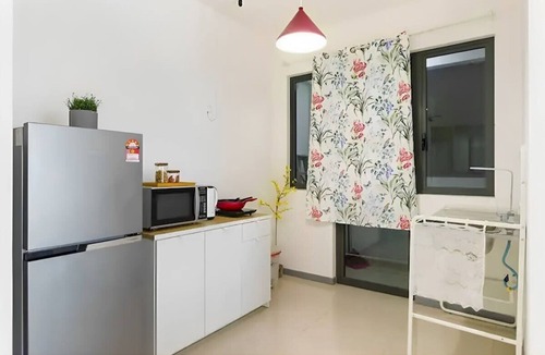 Kuala Lumpur Apartment | Modern 3BR Apt Near Desa Park/Mont Kiara, Parking