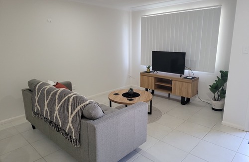 Dalby Apartment | Modern self-contained 2 bedroom 2 bathroom apartment