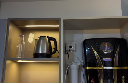 Jaipur District Apartment | Modern Studio Apartment with WiFi + Kitchen