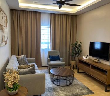 Kampung Ladang Tok Pelam Apartment | Modern Stylish Apartment (Seaview) near KTCC Mall.