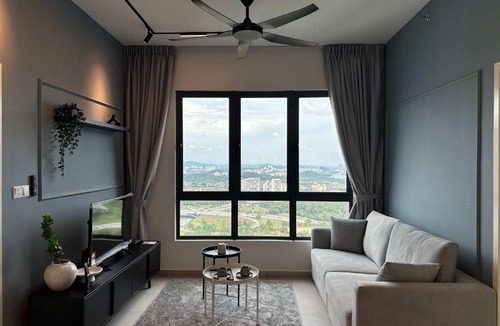 Seri Kembangan Apartment | Modern Suite in Seri Kembangan Nearby MRT