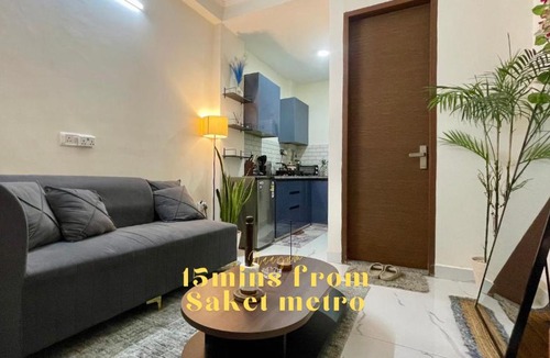 Sainik Farm Apartment | Modern1BHK near saket metro, Select City Walk, Max Hospital