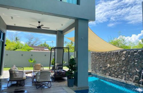 Pantai Tengah Villa | Molly Luxury Private Pool Bungalow茉莉的家豪华私人泳池别墅