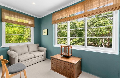 Mosman Apartment | Mosman - BRAD4 - Bradleys Head Road - Renovated 2BR with Sunroom, Parking Harbour Views Near Balmoral Beach