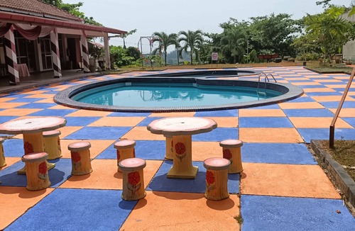Bukit Kecil Hotel | MOTEL DESA