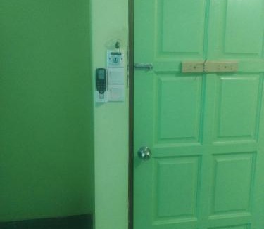 Kampung Lerek Hostel | Motel Tepoh