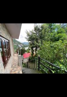 Bhimtal Hotel | Mount lake