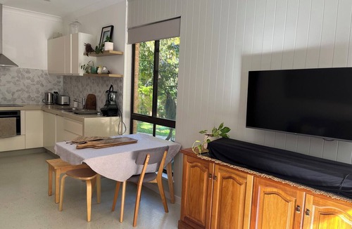 Grose Vale House | Mountain view magic: Enjoy peace and tranquility in this sunny home