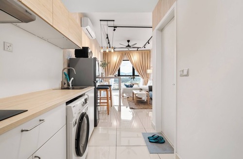 Pudu Apartment | Muji Studio @ Continew |Near TRX + Wi-Fi + Netflix