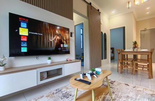 Tebrau Apartment | Muji style - Camellia Sri Austin By iH Home