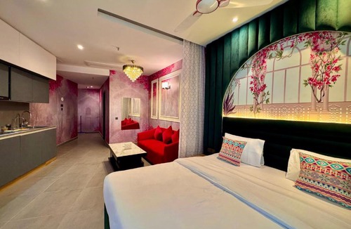 Noida Apartment | Mulberry Homes Supernova