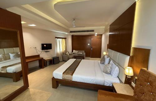 Khanapara Hotel | MW Hotel