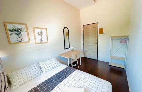 Downtown George Town House | myROOM @ Mandalay Georgetown, Off Jln Burma, Gurney Drive
