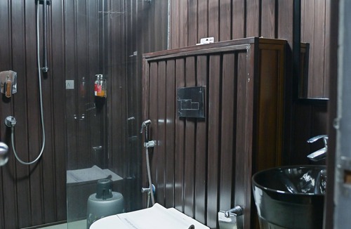 Gauhati Hotel | N K Residency