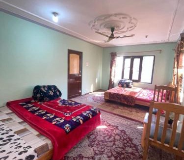Srinagar House | Naaz homestay