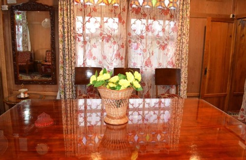 Nagin Bagh Hotel | Nageen Castle Group of House Boats