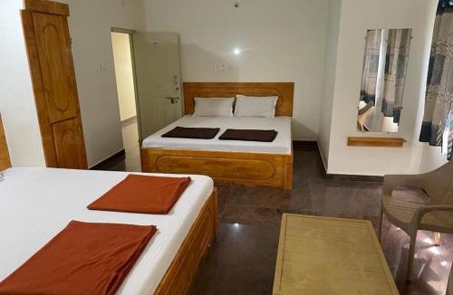 Yelagiri Hotel | Naksha Tree Hotels - Yelagiri