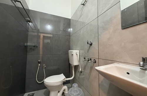 Neyyattinkara Bed & Breakfast | NAKSHATRA