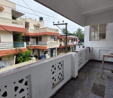 Mahabalipuram Beach House | Nakshatraa guest house