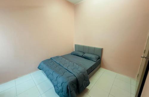 Perak Tengah District House | Nameera Stay Bandar Universiti Seri Iskandar