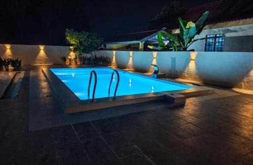 Batu Rakit House | Narasya Homestay Wakaf Tengah Batu Rakit Private Pool