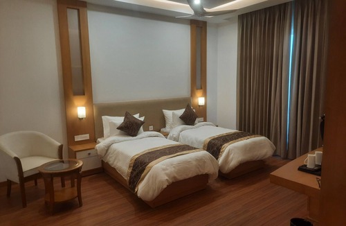 Aligarh Hotel | NARAYANA RESIDENCY