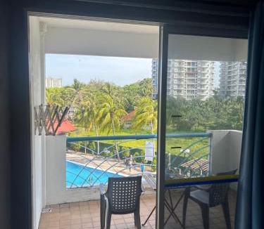 Tanjung Tanah Merah Apartment | Nat's Seri Bulan beach, pool home @teluk kemang