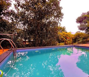 St.Stanislaus Villa Villa | Nature View Friends Villa - The Dream Stays ll 3 bhk ll Big infinity pool
