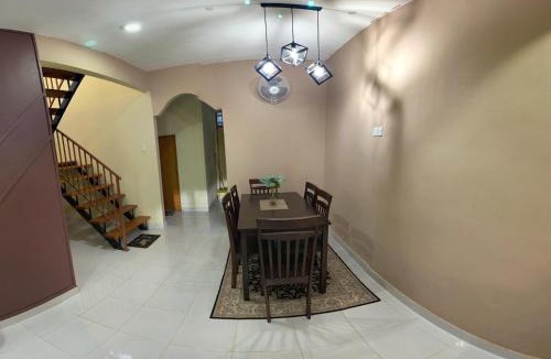 Machang House | Naufa Homestay 2 3R3B Machang