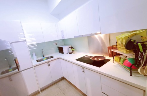 Medini Apartment | Nearest APT to Legoland-5min walk @ Glory Comfort Suite with Bathtub 1-8pax