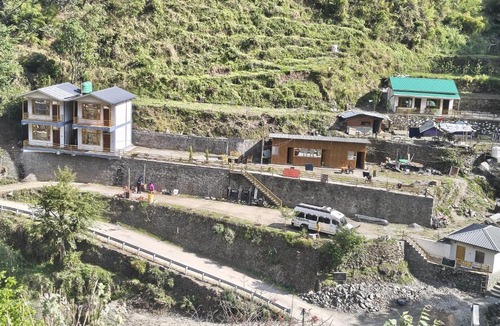 Chakrata Hotel | Neerangana Retreat