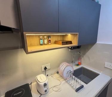 Viman Nagar Apartment | neon viman stays