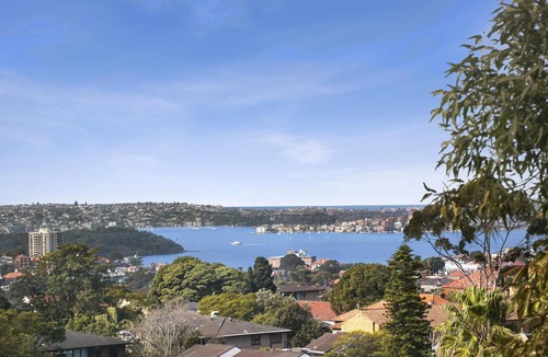 Neutral Bay Apartment | Neutral Bay - BEN73 - Ben Boyd Road - Charming 1BR with Harbour Views in Peaceful Neutral Bay Location