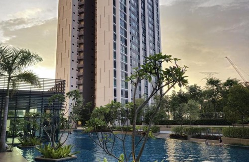 Bandar Sunway Apartment | NEW Elegant & Cozy Greenfield Home near Sunway 2-6pax