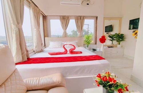 Barddhaman Hotel | NEW RUBI RESTAURANT CUM BAR AND LODGE